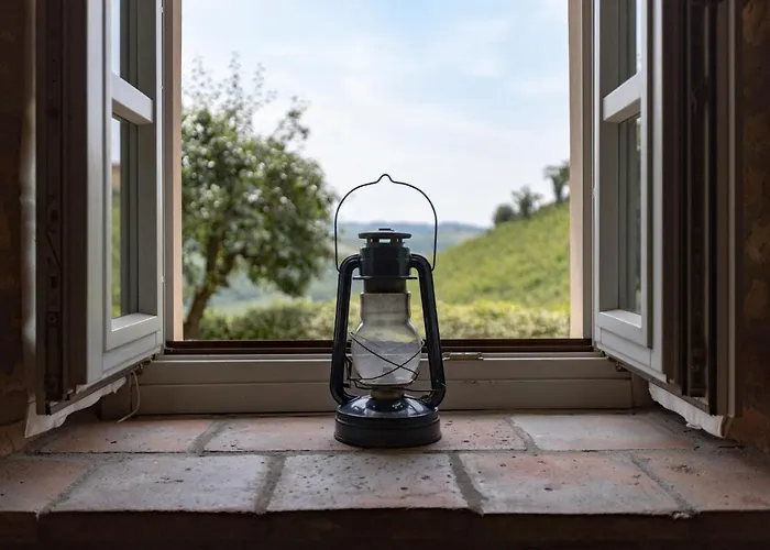 Langhe Semesterbostad Castiglione Falletto