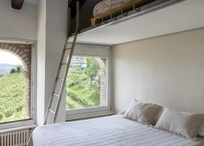 Langhe Semesterbostad Castiglione Falletto